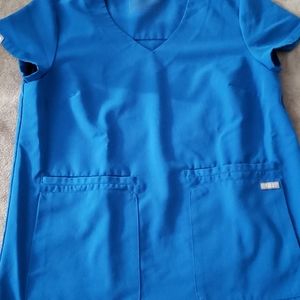 Figs cusco top in royal blue size XS